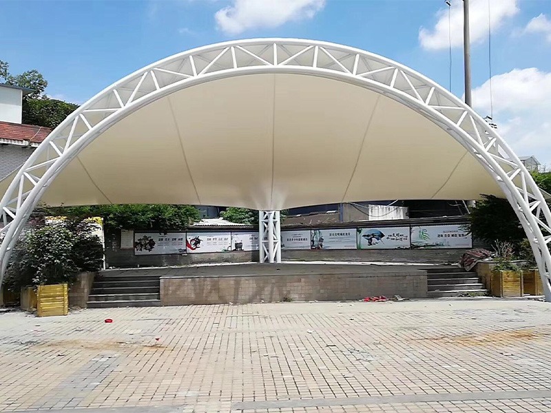 東莞村頭舞臺